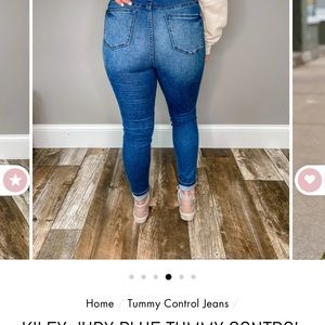 Judy Blue Tummy Control